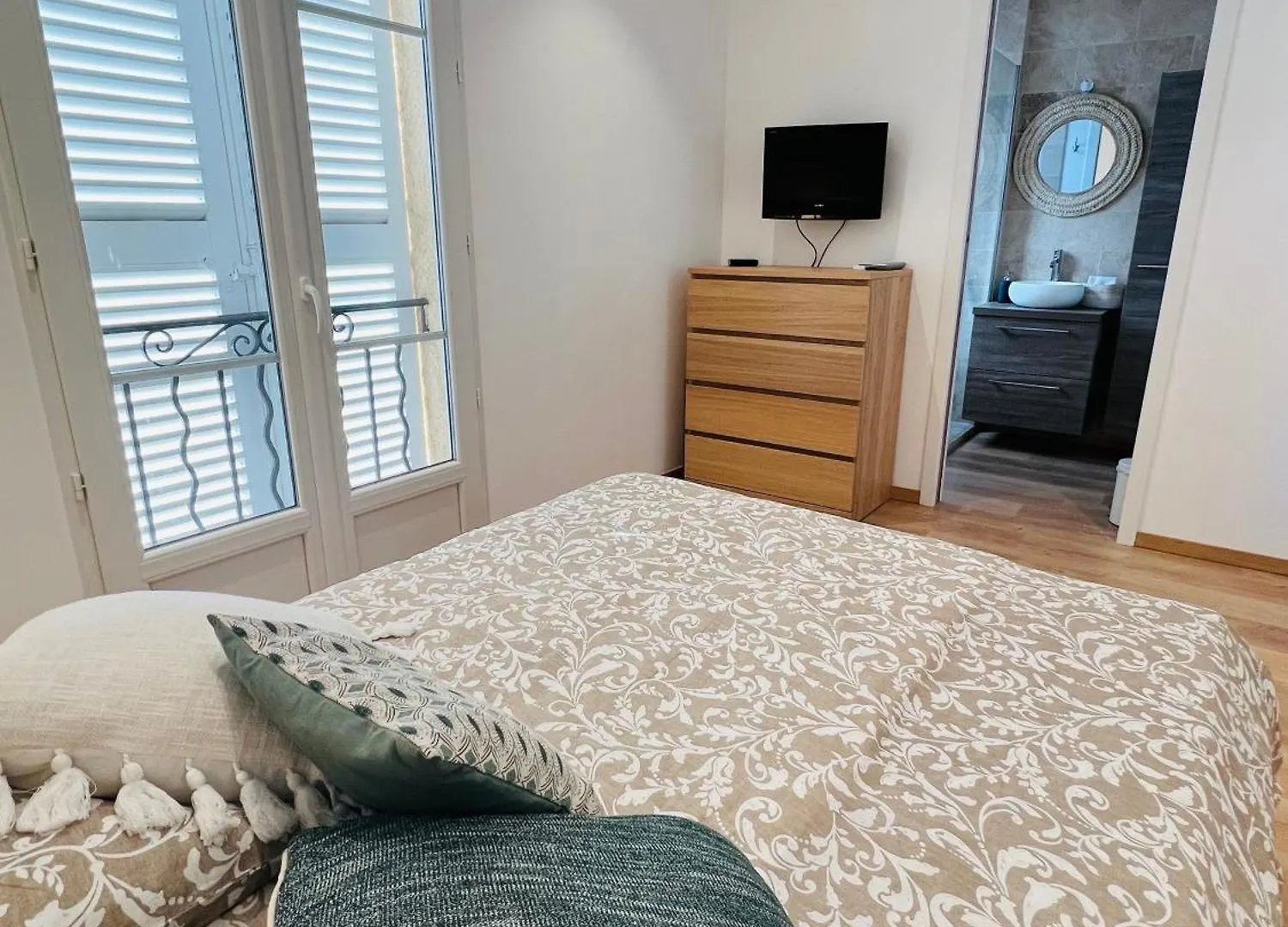 Apartment Superbe Appartement Terrasse Et Parking Prive Saint-Tropez