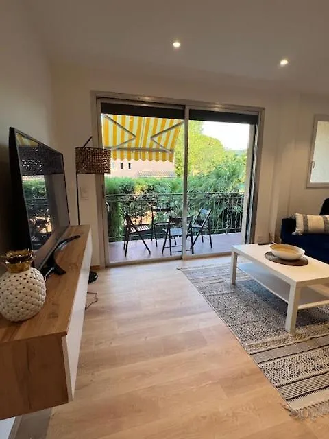 Superbe Appartement Terrasse Et Parking Prive Saint-Tropez 0*,